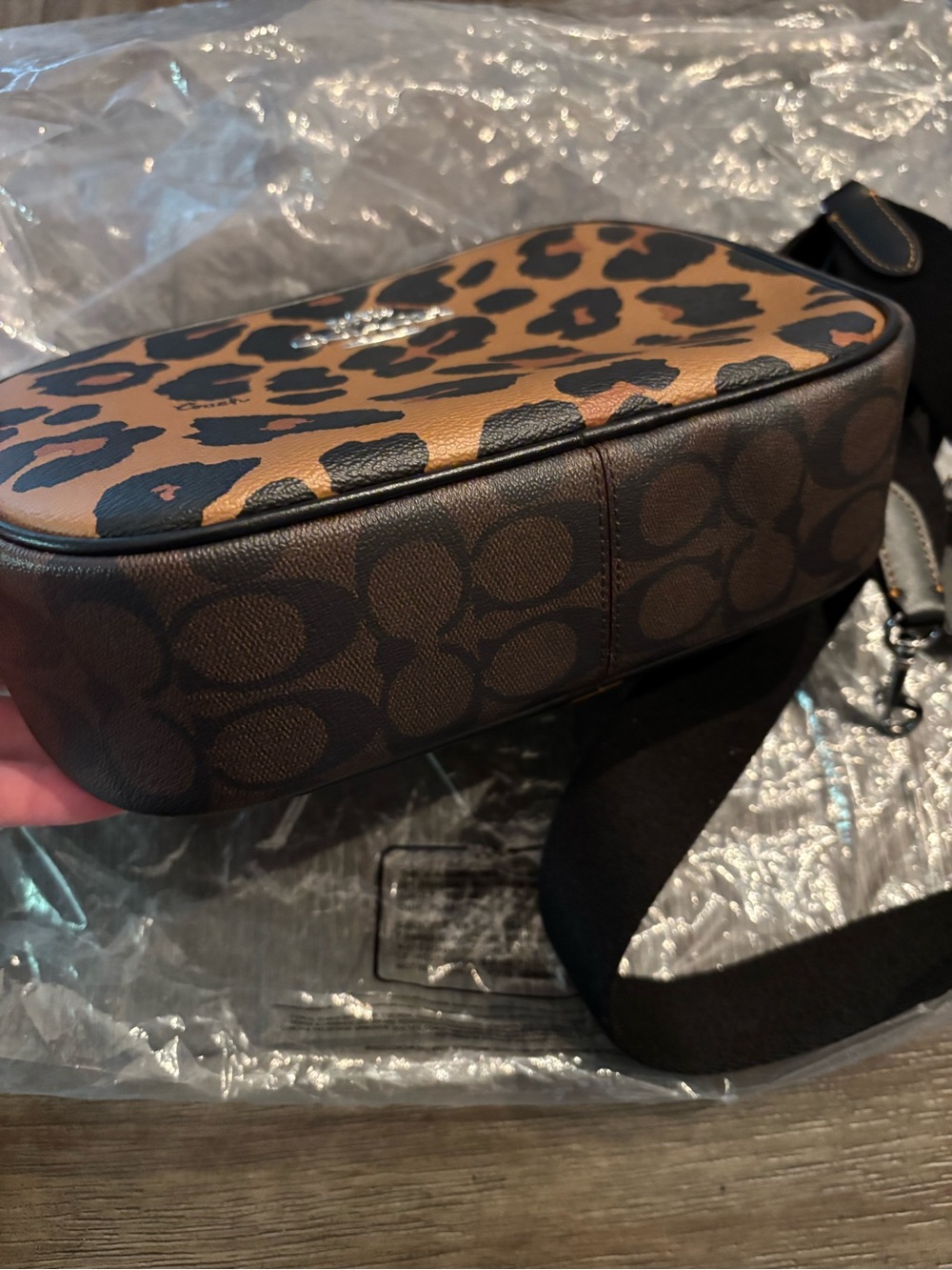 Beautiful Coach crossbody LEOPARD ✨ - Picture 8 of 10